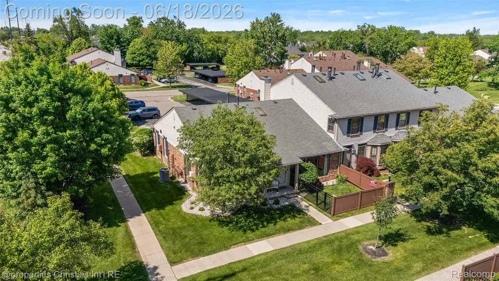 41374 Southwind Drive Canton Charter Township MI 48188