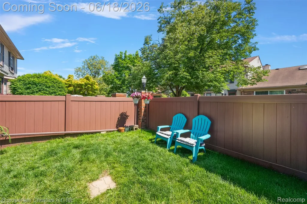 41374 Southwind Drive Canton Charter Township MI 48188