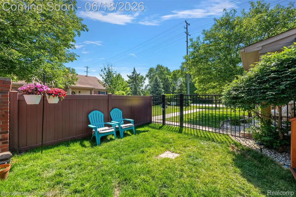 41374 Southwind Drive Canton Charter Township MI 48188