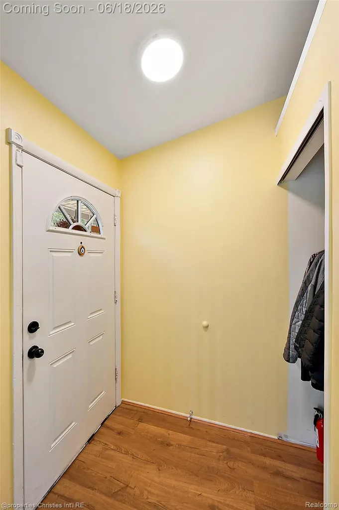 41374 Southwind Drive Canton Charter Township MI 48188