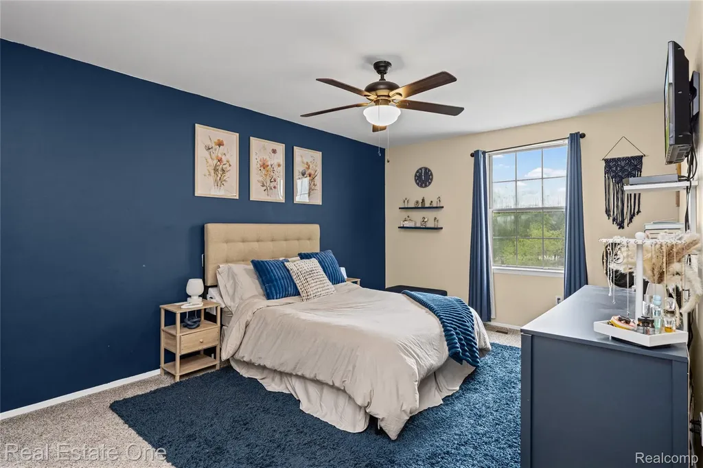7736 Lake Ridge Drive Waterford Charter Township MI 48327