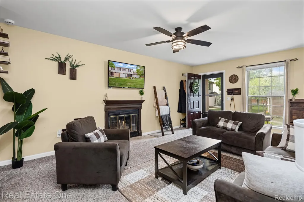 7736 Lake Ridge Drive Waterford Charter Township MI 48327