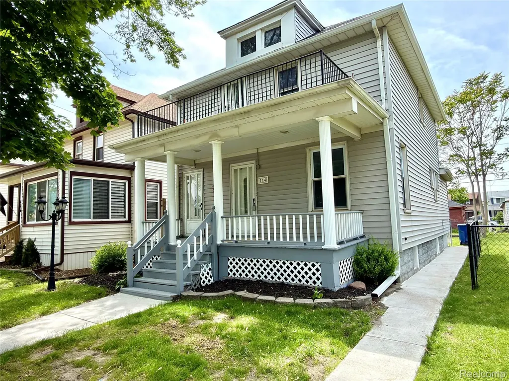 114 Pine Street River Rouge City MI 48218
