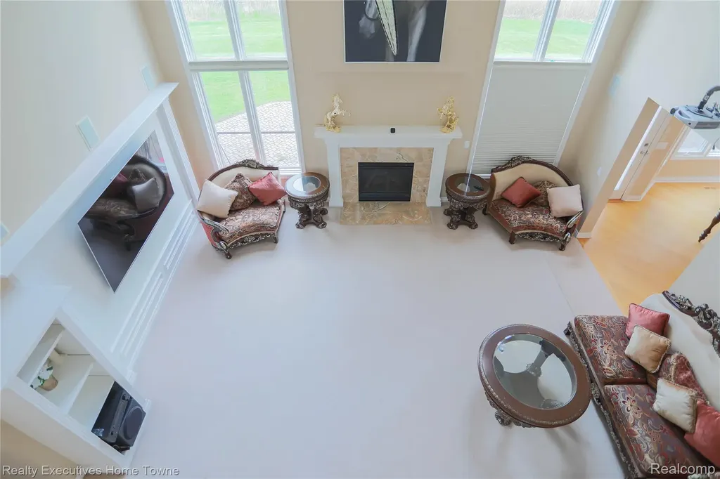 47909 Milonas Drive Shelby Charter Township MI 48315