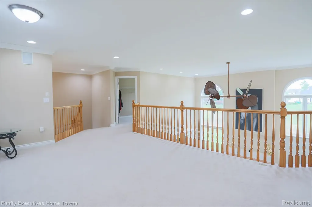 47909 Milonas Drive Shelby Charter Township MI 48315