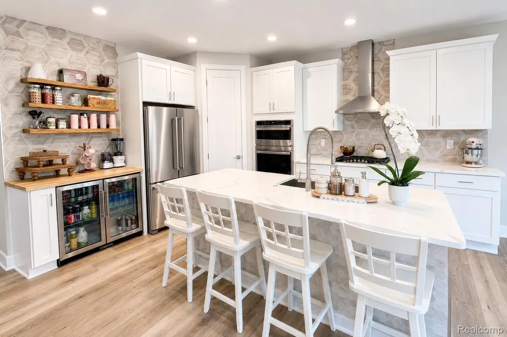 154 Mulberry Lane Rochester Hills City MI 48309