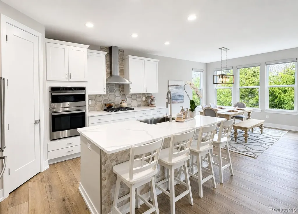 154 Mulberry Lane Rochester Hills City MI 48309