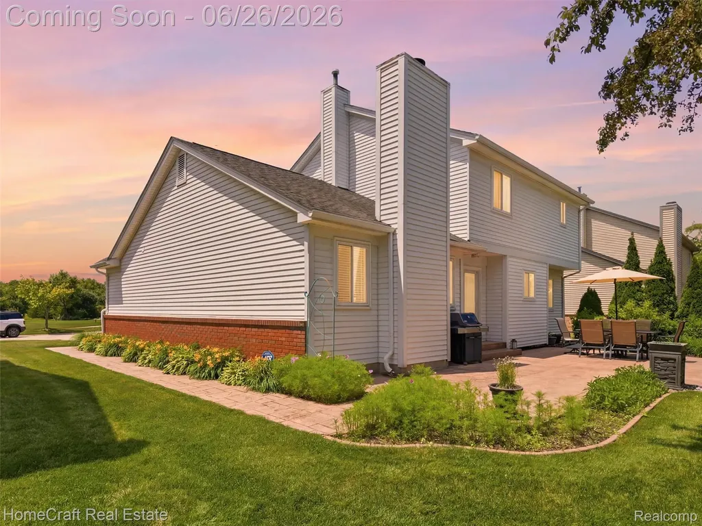 3383 Milcroft Court Canton Charter Township MI 48188