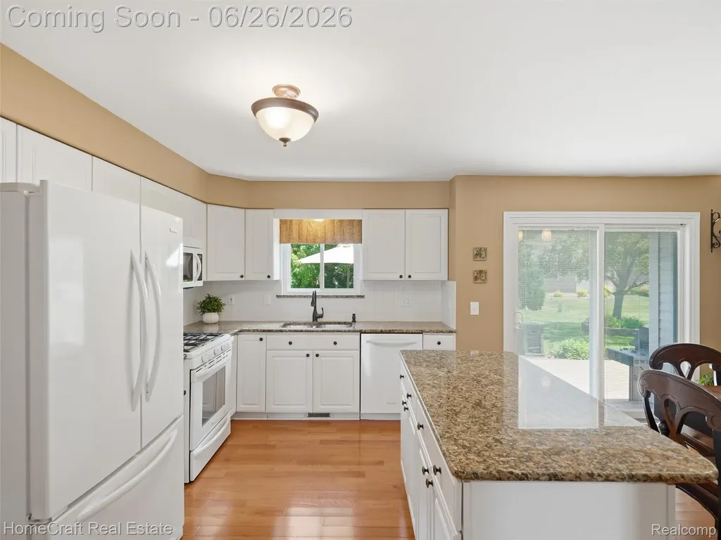 3383 Milcroft Court Canton Charter Township MI 48188