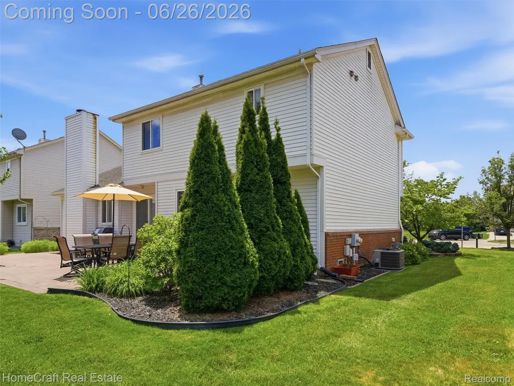 3383 Milcroft Court Canton Charter Township MI 48188