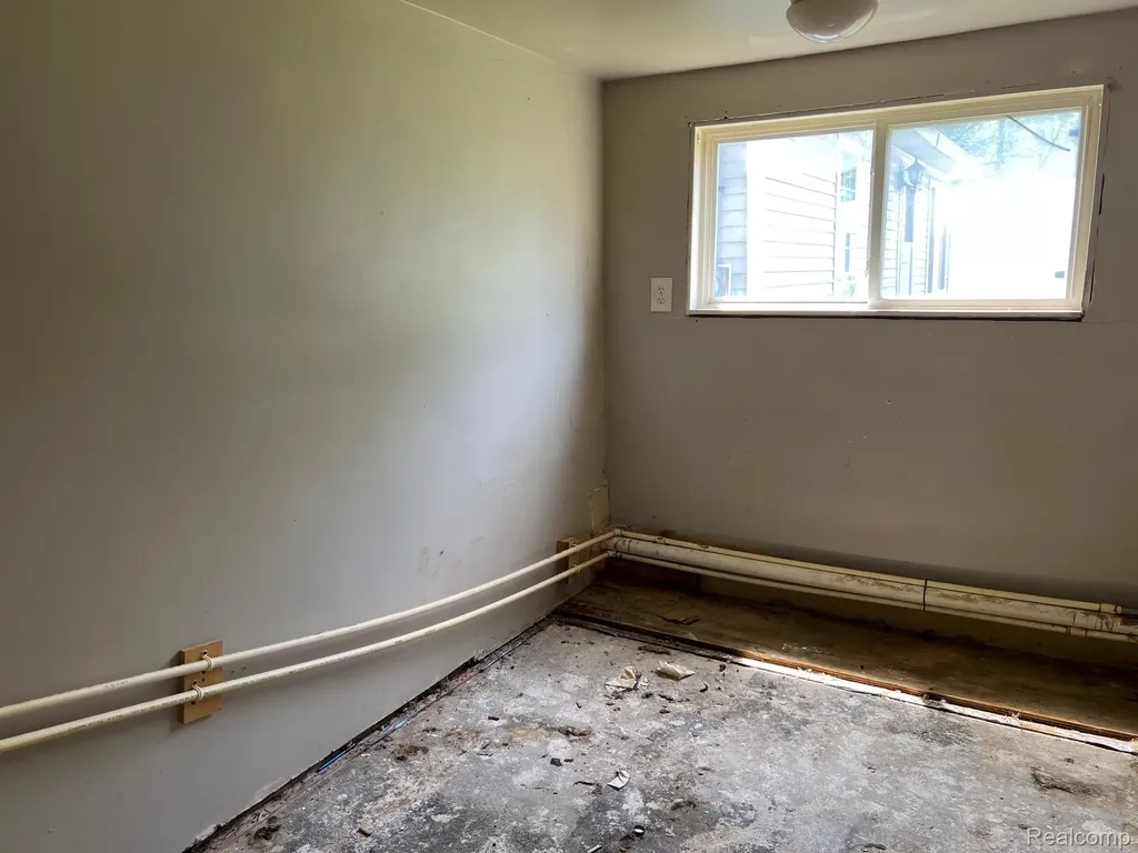 180 Fonda Drive Deerfield Township MI 48421