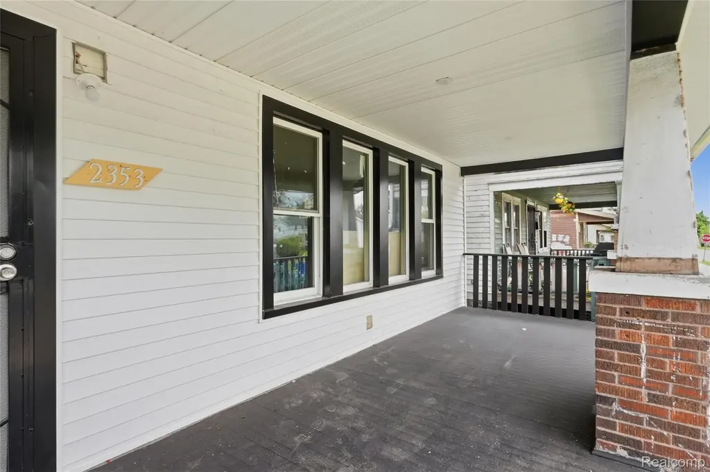 2353 Richton Street Detroit City MI 48206