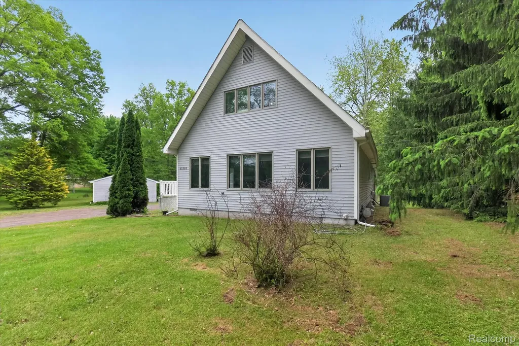 41303 Harris Road Sumpter Township MI 48111