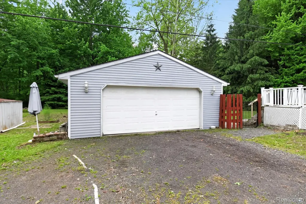 41303 Harris Road Sumpter Township MI 48111