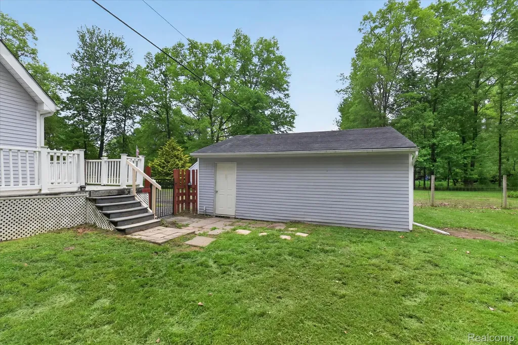 41303 Harris Road Sumpter Township MI 48111