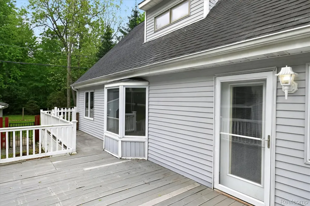 41303 Harris Road Sumpter Township MI 48111