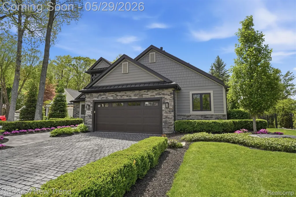 1890 Spruce Drive Commerce Charter Township MI 48390