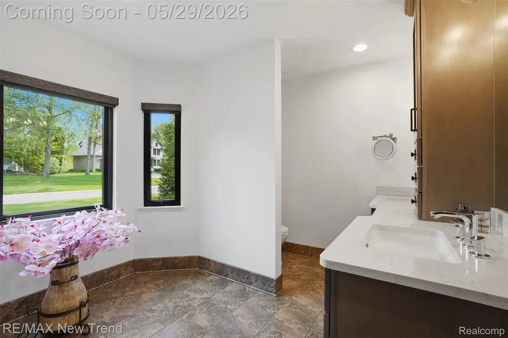 1890 Spruce Drive Commerce Charter Township MI 48390