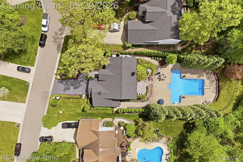 1890 Spruce Drive Commerce Charter Township MI 48390