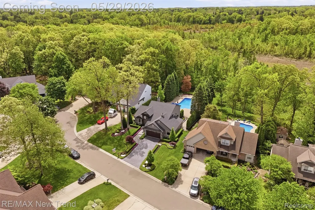 1890 Spruce Drive Commerce Charter Township MI 48390