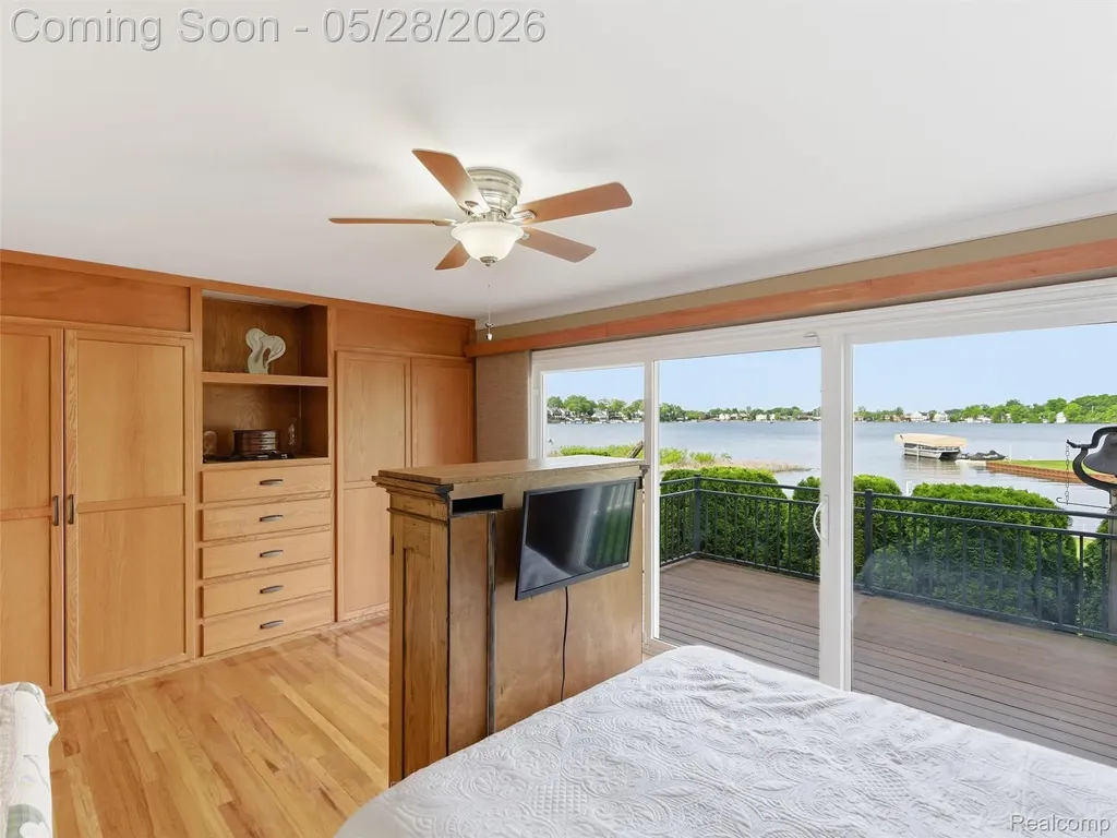 12099 Torrey Road Fenton Charter Township MI 48430