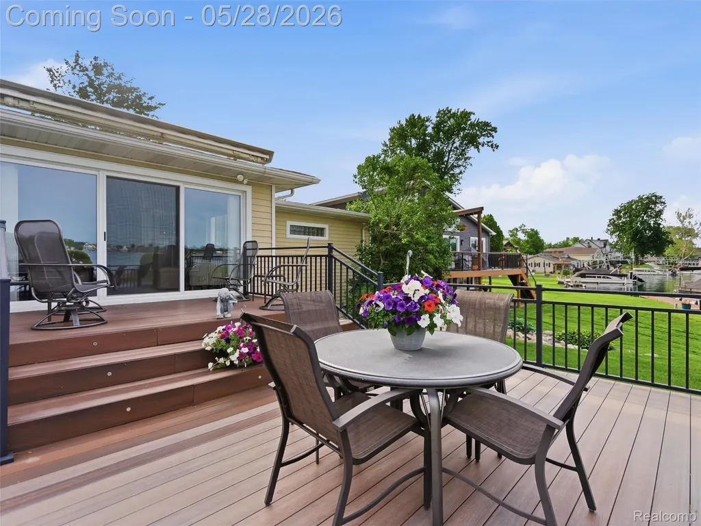 12099 Torrey Road Fenton Charter Township MI 48430