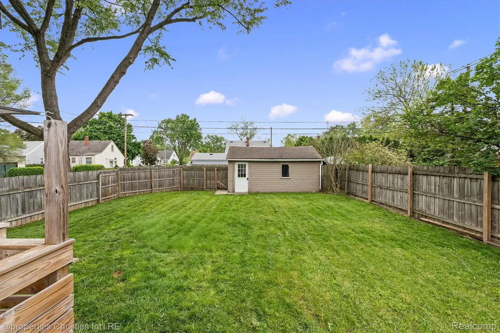 1318 Bauman Avenue Royal Oak City MI 48073