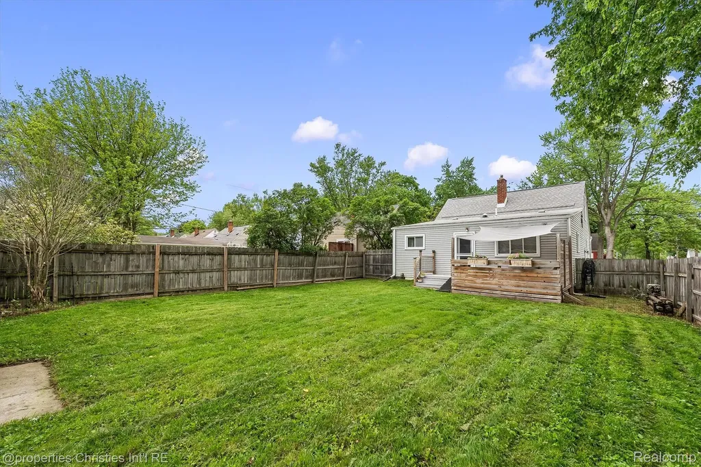 1318 Bauman Avenue Royal Oak City MI 48073
