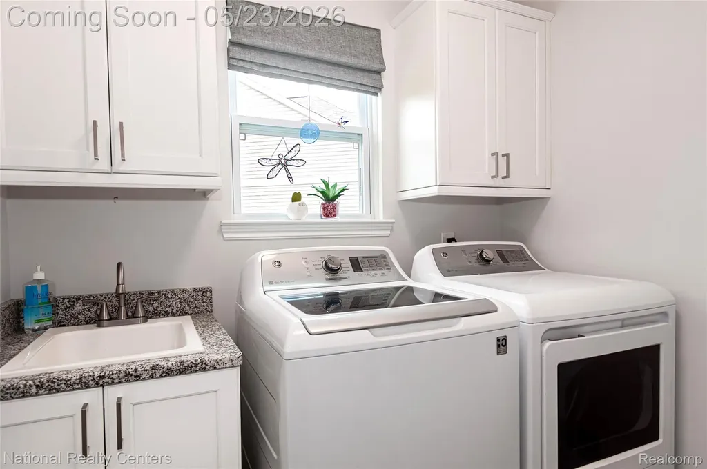 21826 Hanover Drive Macomb Township MI 48042