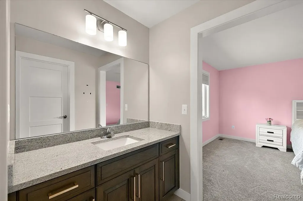 7659 Crimson Court Shelby Charter Township MI 48316