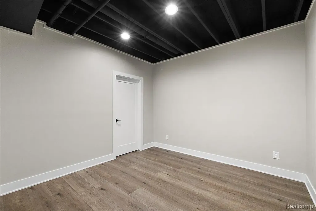 7659 Crimson Court Shelby Charter Township MI 48316