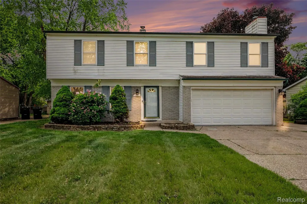 12800 Daily Drive Sterling Heights City MI 48313