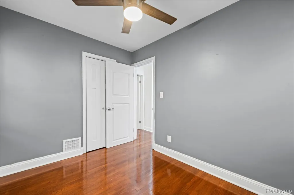 20467 Binder Street Detroit City MI 48234