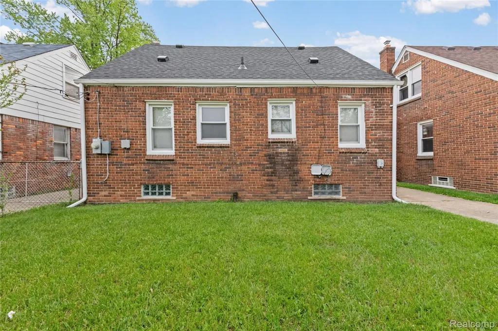 20467 Binder Street Detroit City MI 48234