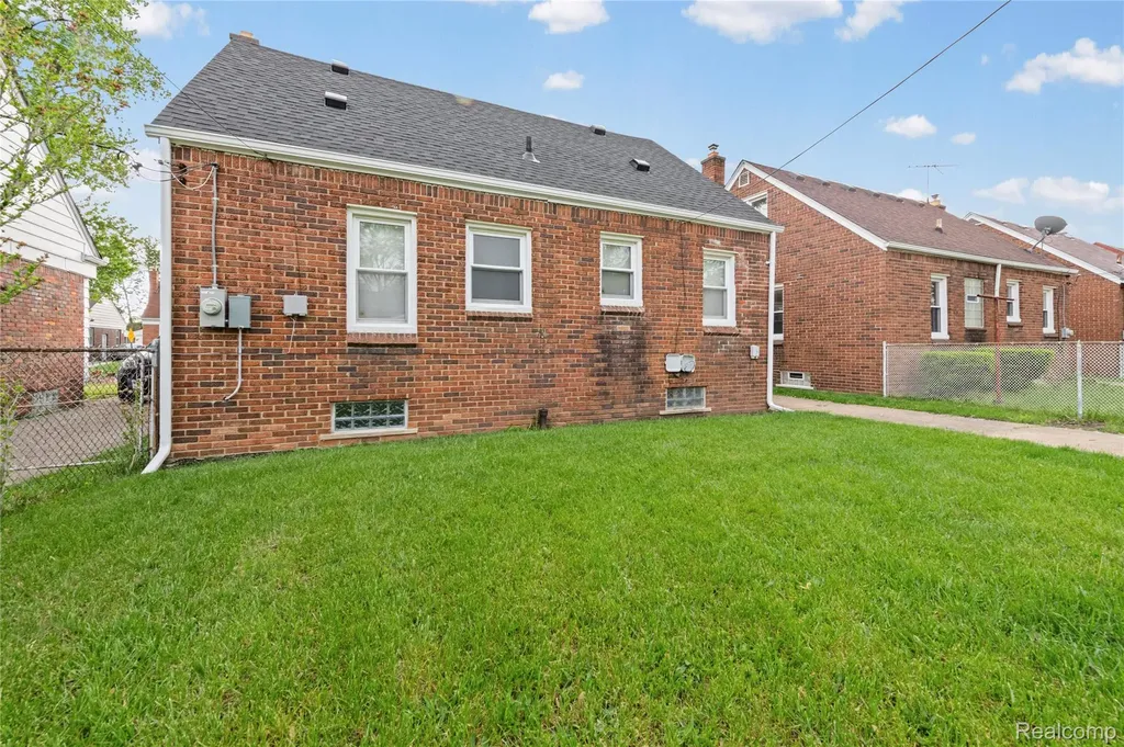 20467 Binder Street Detroit City MI 48234