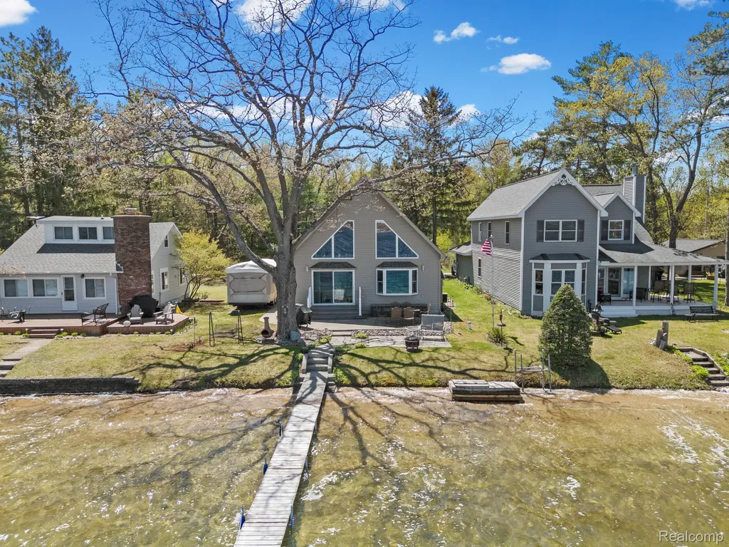 1434 Lake Drive Grant Township MI 48748