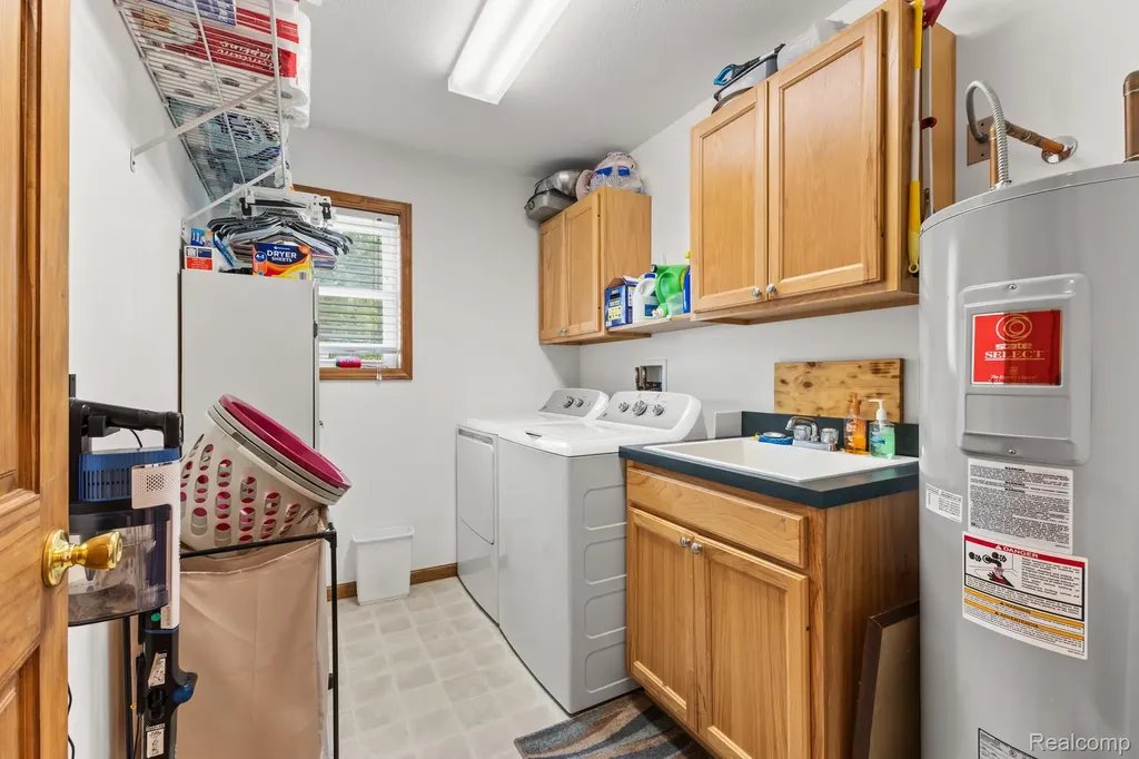 1434 Lake Drive Grant Township MI 48748
