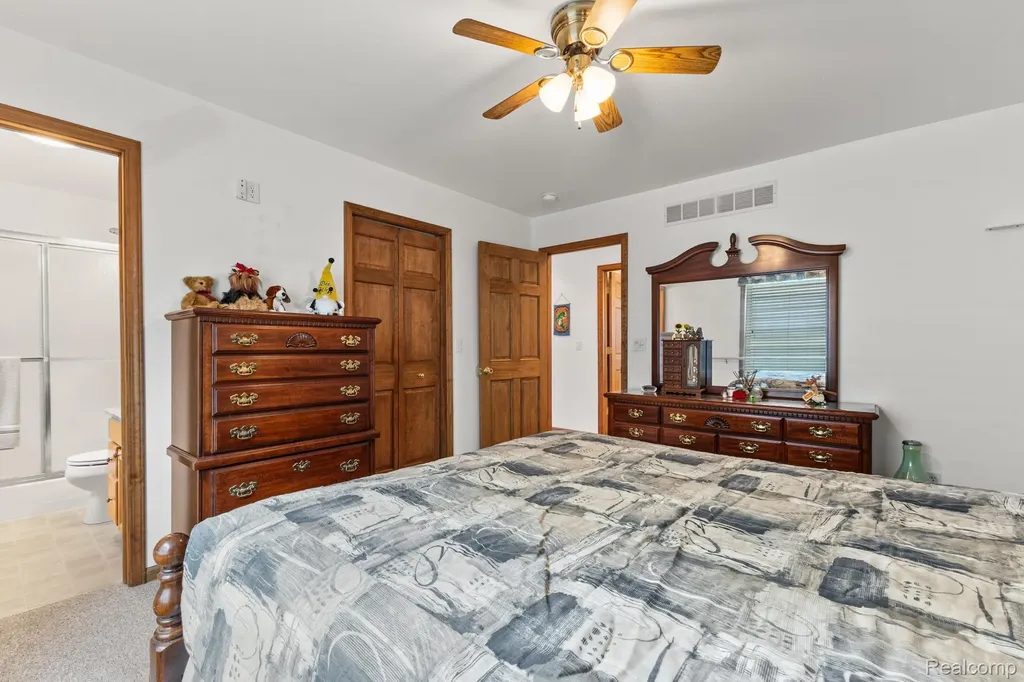 1434 Lake Drive Grant Township MI 48748