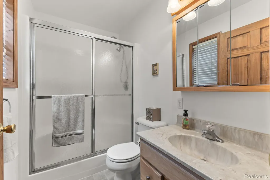 1434 Lake Drive Grant Township MI 48748