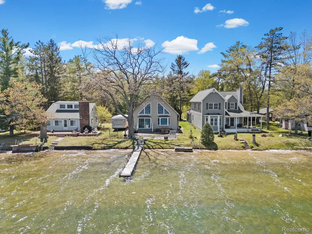 1434 Lake Drive Grant Township MI 48748