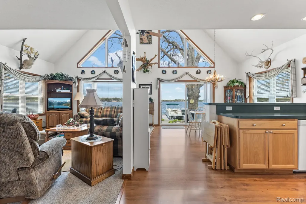 1434 Lake Drive Grant Township MI 48748