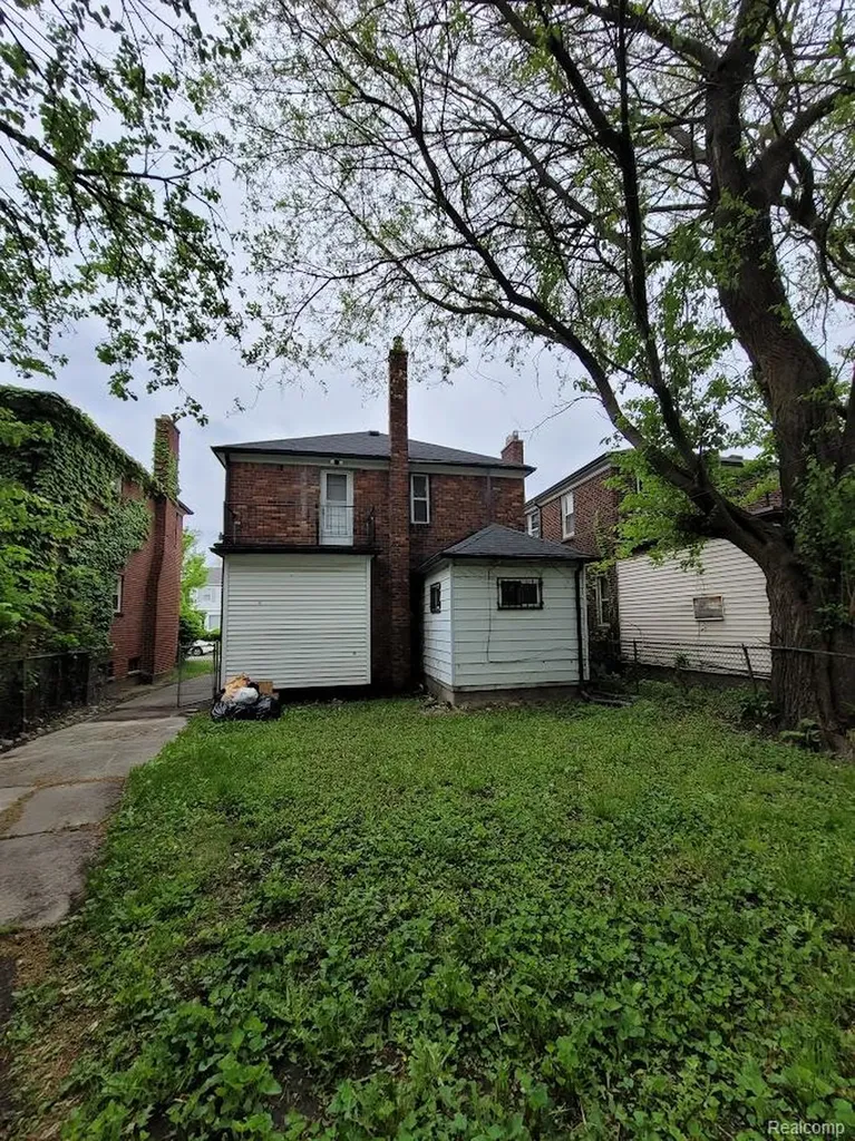 18510 Hartwell Street Detroit City MI 48235