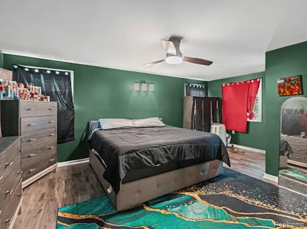 2496 Ketzler Drive Flint Charter Township MI 48507