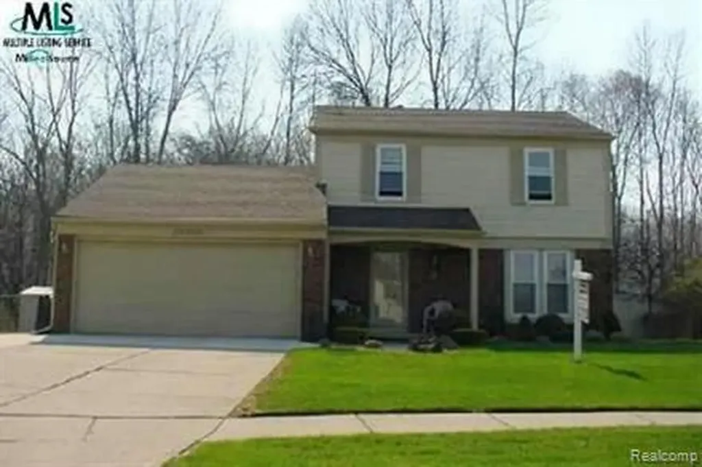 50309 Bellaire Drive Chesterfield Township MI 48047