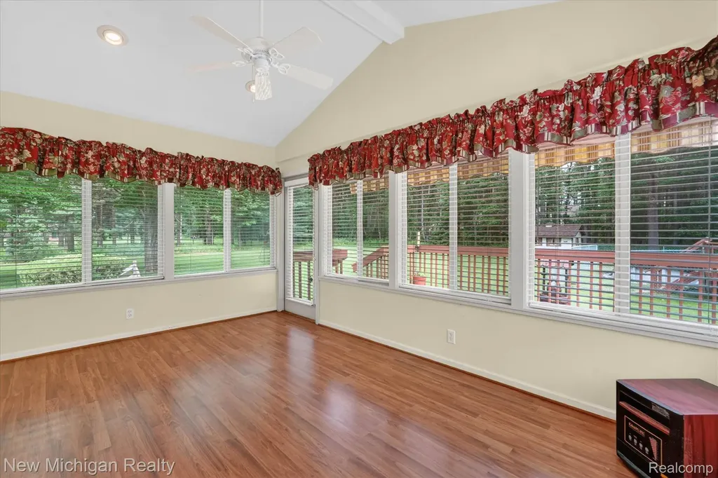 1325 Pine Grove Lane Milford Charter Township MI 48381