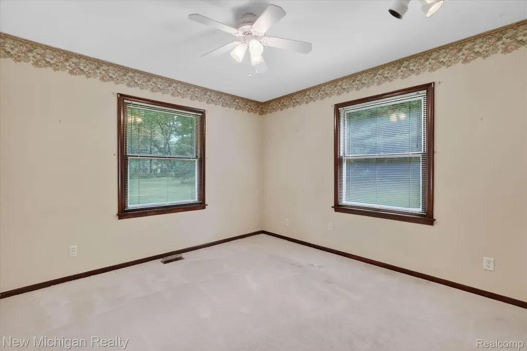 1325 Pine Grove Lane Milford Charter Township MI 48381