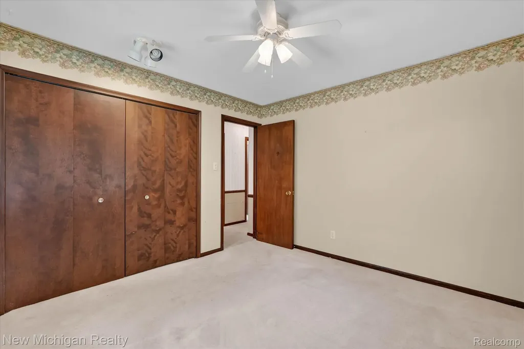 1325 Pine Grove Lane Milford Charter Township MI 48381