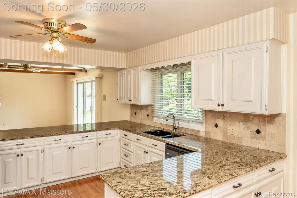 1314 Hollywood Drive Monroe City MI 48162
