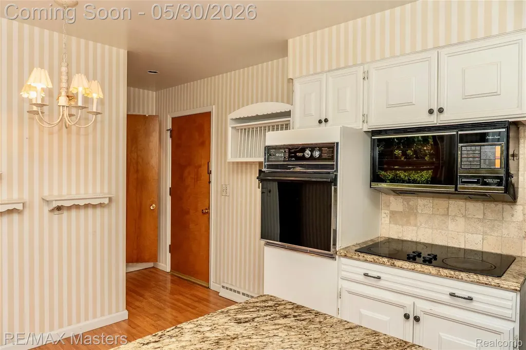 1314 Hollywood Drive Monroe City MI 48162
