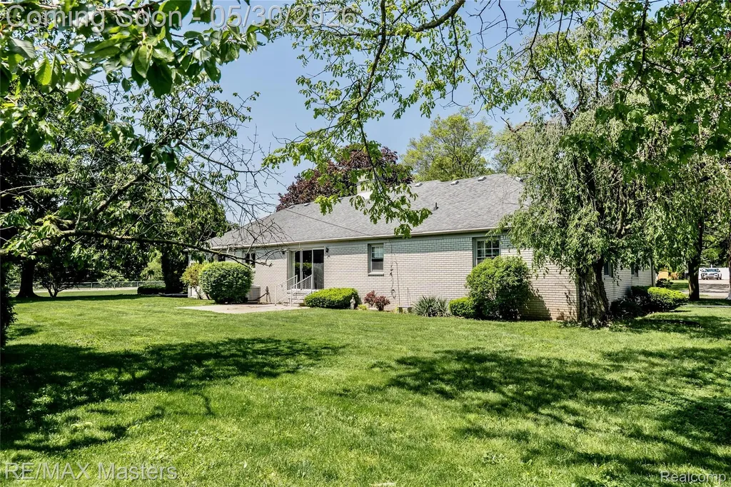 1314 Hollywood Drive Monroe City MI 48162